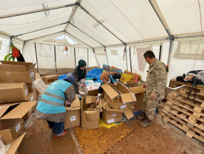 トルコ地震の被災地域での支援物資配布の様子、現地CPのテレグラムより